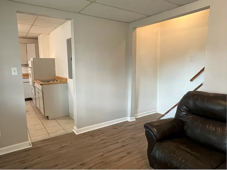 236 W Main St — Photo 2