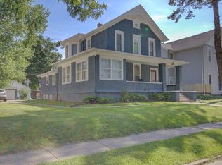 625 E 15th St #3, Davenport, IA 52803