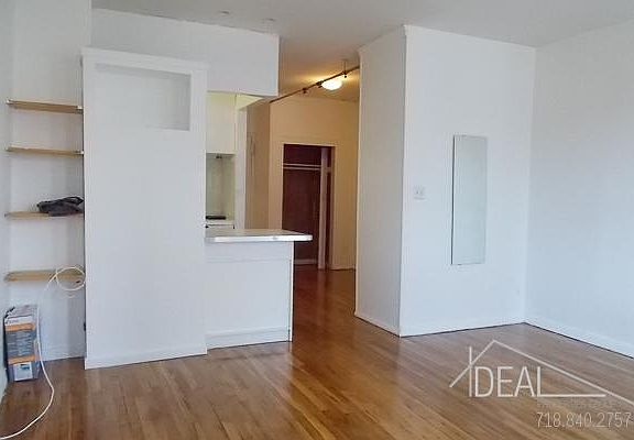 3rd image of 284 7th Ave APT 2D