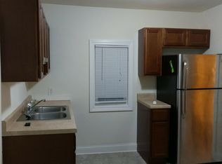 417 N Main St, Algonquin, IL 60102