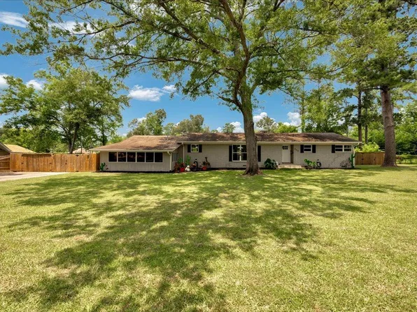 908 Wildbriar Dr, Lufkin, TX 75904