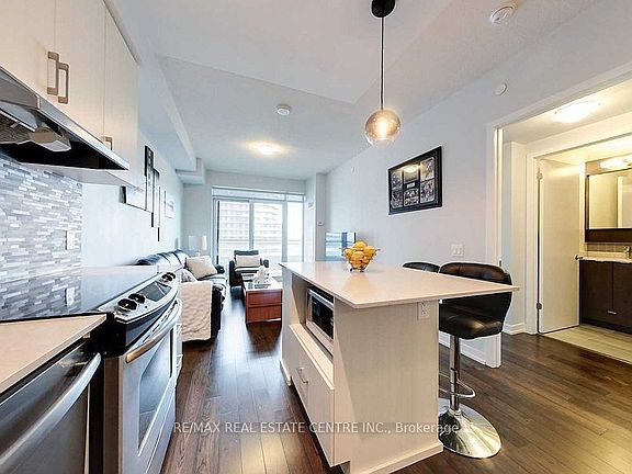 5th image of 2560 Eglinton Ave W #903