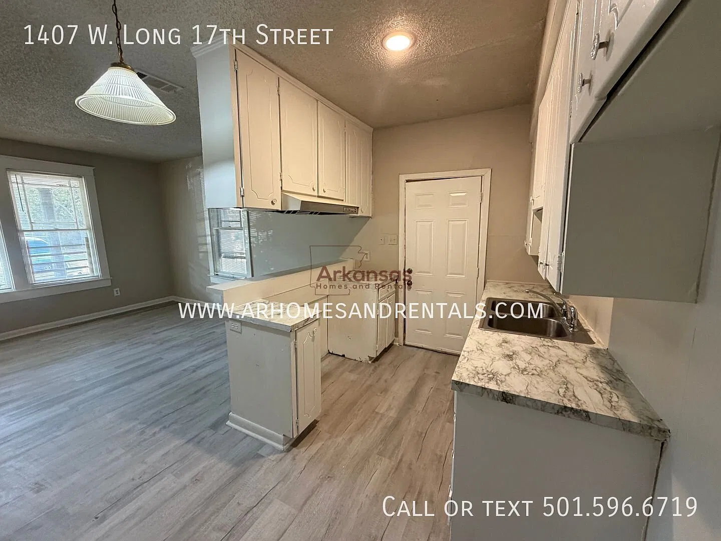 1/2 Off First Month's Rent ~ 1407 W Long 17th Street | 1 Bedroom | 1 Bathroom — Photo 4