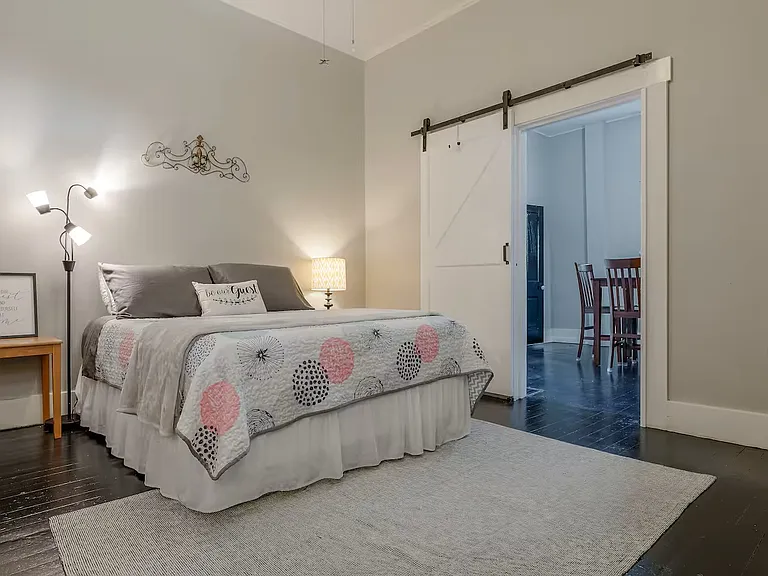 3049 Riverside Dr #1 — Photo 3