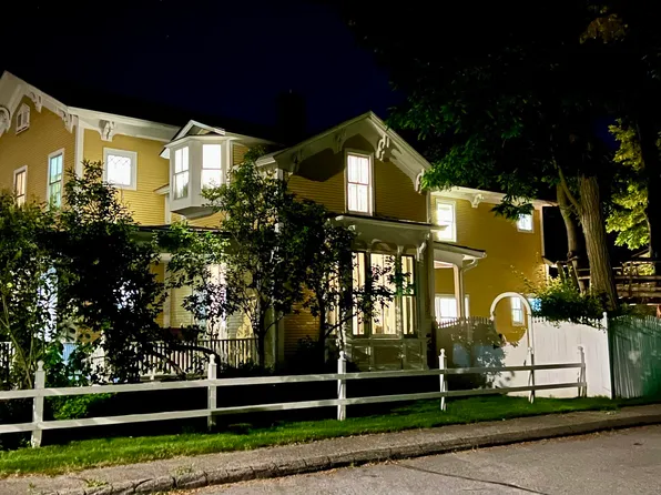 29 Maple Street, Essex Junction, VT 05452