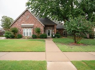 1305 E Concord St, Broken Arrow, OK 74012
