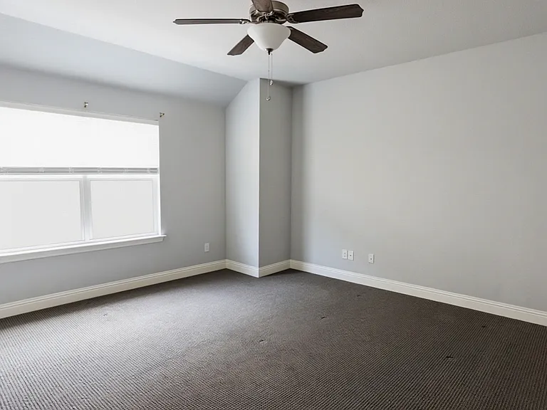 349 Kyra Ct — Photo 12