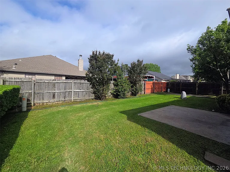 7434 S 95th East Ave — Photo 28