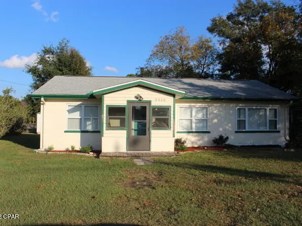 5488 9th St, Malone, FL 32445