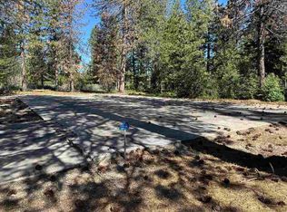 4719 Summit Dr, Mount Shasta, CA 96067