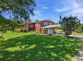 600 Pates Ford Rd, Walling, TN 38587