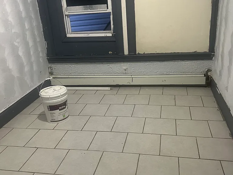 676 Bergen Ave #2 — Photo 6