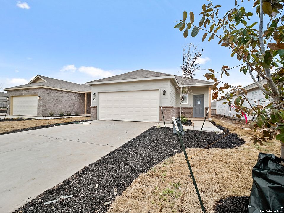 1st image of 1232 Whitneyway Ln