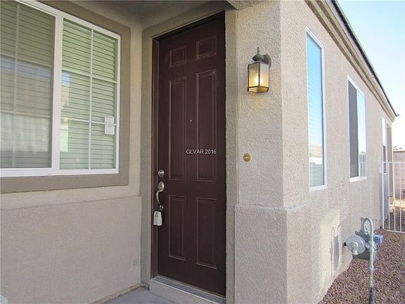 3rd image of 6284 Majestic Hills Ave