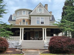 1220 N Augusta St #B, Staunton, VA 24401