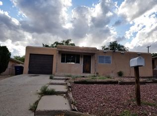 405 65th St SW, Albuquerque, NM 87121
