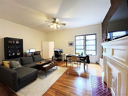 3rd image of 42 W 83rd St APT 3B