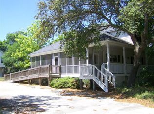103 NE 55th St, Oak Island, NC 28465
