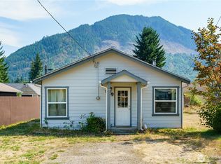 910 Sauk Ave, Darrington, WA 98241