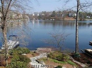11062 Thrush Ridge Rd, Reston, VA 20191