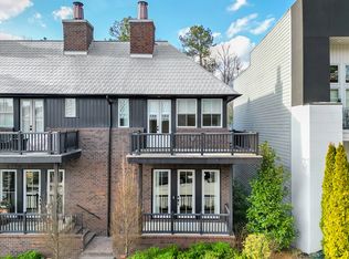 434 Selborne Way, Chattahoochee Hills, GA 30268