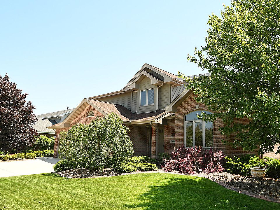 1st image of 7943 Lakeside Dr