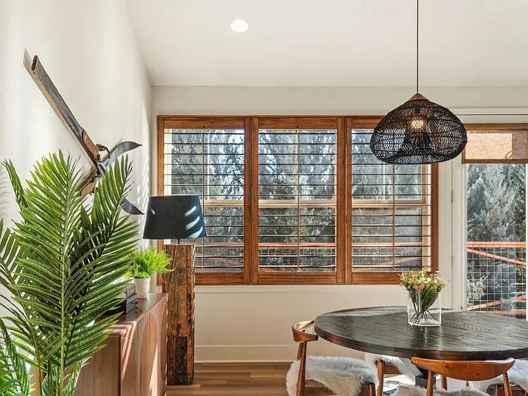 536 Evans Ct — Photo 13