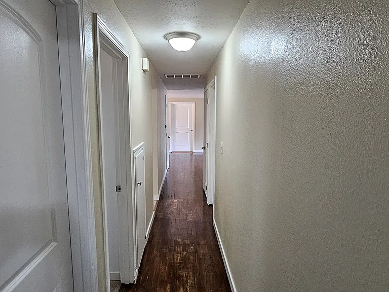 8615 John Dower Rd SW — Photo 25