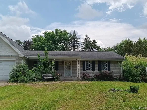 3375 Jacque St, Flint, MI 48532