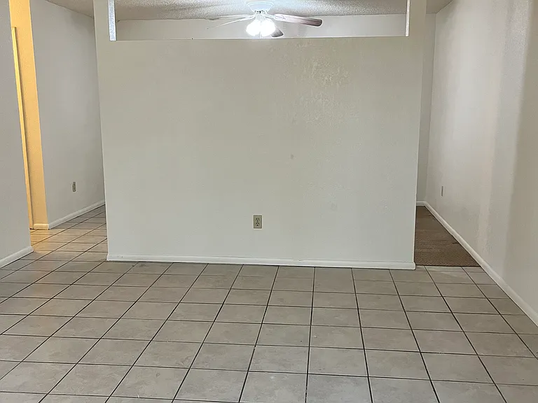 3052 N Alvernon Way #105 — Photo 3