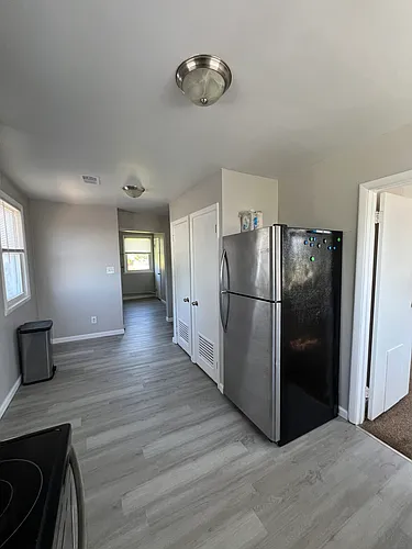 214 27th St #1 Photo 1