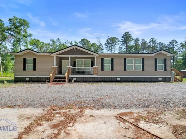 271 Riverside Dr, Jesup, GA 31545