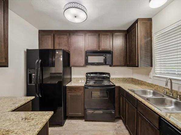 214 W 17th St #7, Houston, TX 77008