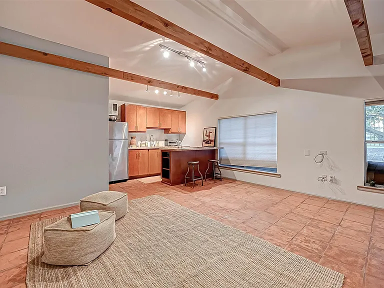 1612 W Alabama St #B — Photo 1