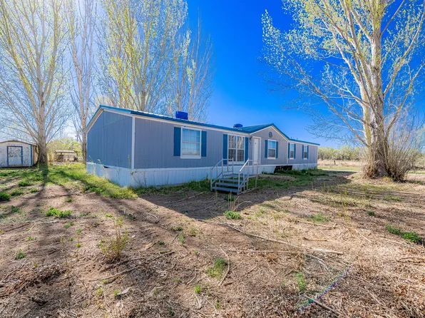 60 Acequia Rd, Pena Blanca, NM 87041