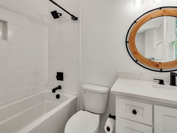 5th image of 311 Peachtree St