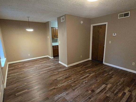 3rd image of 400 N Conway St APT 12