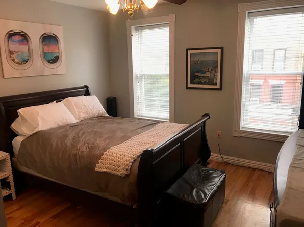 815 Willow Avenue image 7 of 15