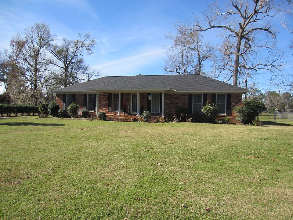 1st image of 423 Forest Glen Dr