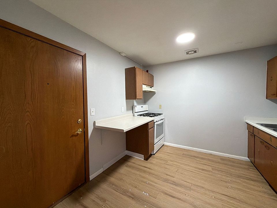 2nd image of 3932 Central Ave NE APT 21