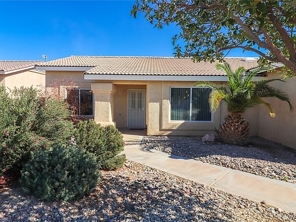 3rd image of 2391 E Saguaro Drive