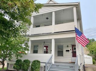 1627 Rosewood Ave, Lakewood, OH