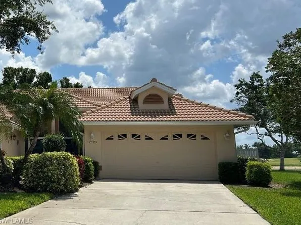 8095 Palomino Dr, Naples, FL 34113