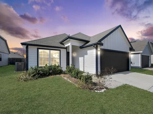 5626 Brooklyn Rose Dr, Rosharon, TX 77583