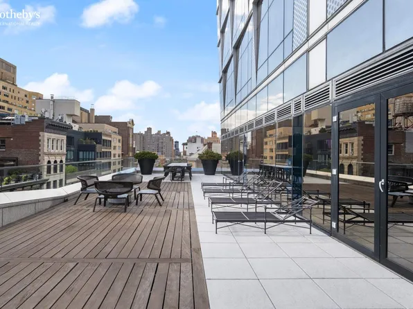 35 West 15th Street image 9 of 9