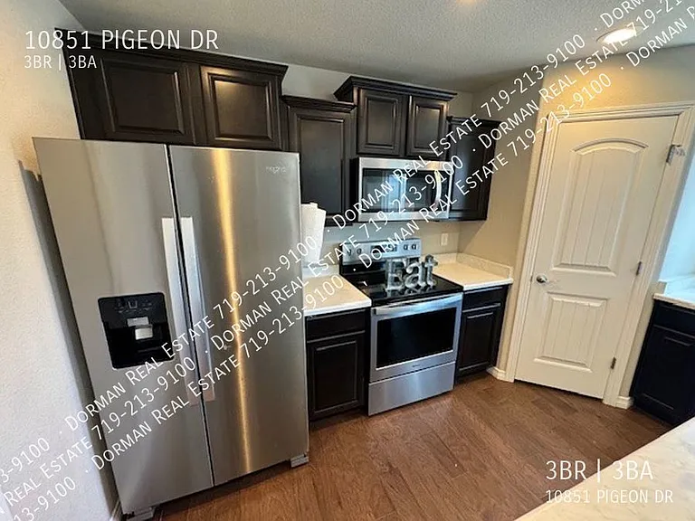 10851 Pigeon Dr — Photo 6