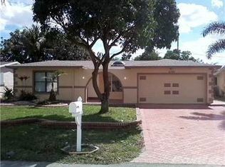 8760 N Bermuda Dr, Miramar, FL 33025