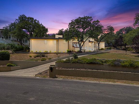 3rd image of 2072 Moonstone Cir