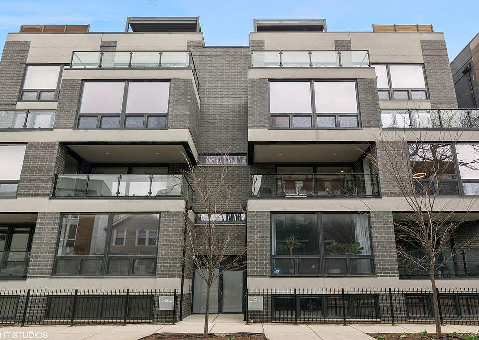 1st image of 529 N Hermitage Ave #2S