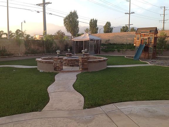 6966 Canterra Way back yard_10192015